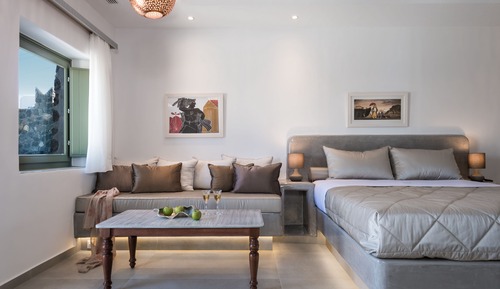 Elements Suite with Outdoor Private Pool and Indoor Heated Tub, Sea View