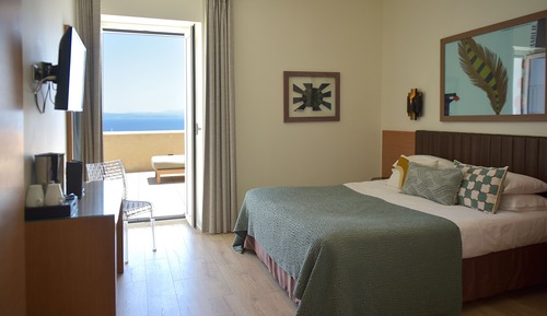 Habitación superior, terraza, vistas al mar