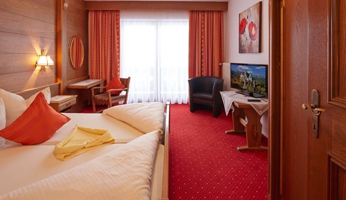 Habitación triple, balcón