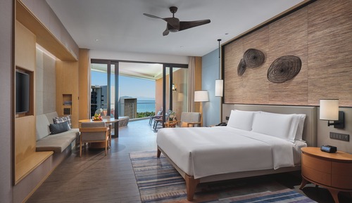 Habitación estándar, 1 cama de matrimonio grande, frente al mar (High Floor)