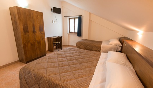 Habitación cuádruple económica