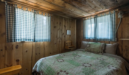 Cabaña básica, varias camas