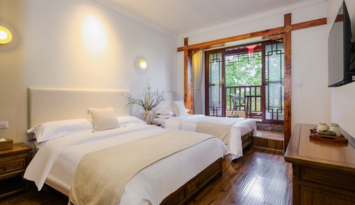 Habitación familiar, balcón