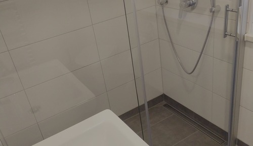 Habitación individual, baño privado (Einzelzimmer)
