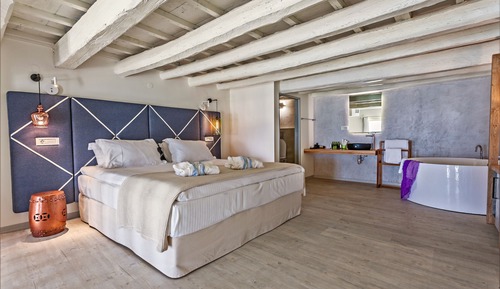 Suite, vistas a la piscina (Split Level)