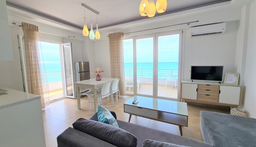 Apartamento panorámico, 1 habitación, terraza, mirando al mar (Gardenia)