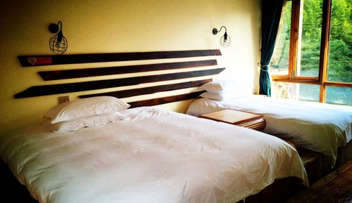 Habitación familiar, balcón