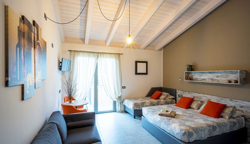 Habitación triple, terraza