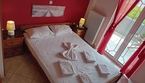 Apartamento Royal, 2 habitaciones, balcón, vistas al mar
