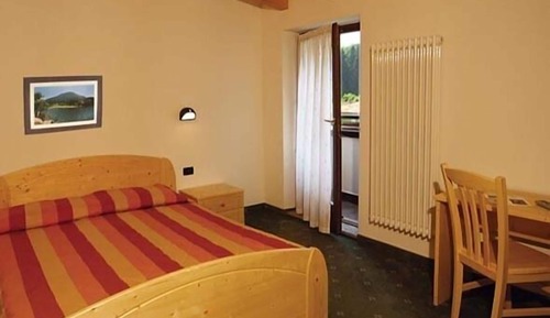 Habitación estándar con 1 cama doble o 2 individuales