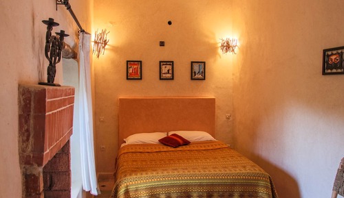 Suite, baño privado (Tikhsist)
