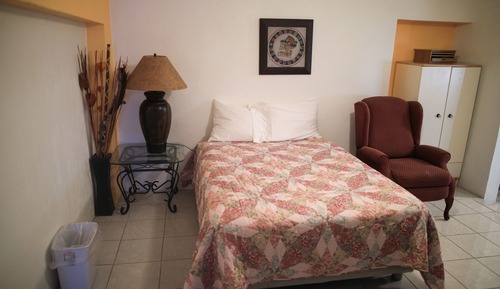 Apartamento ejecutivo, varias camas, cocina, en la zona del jardín
