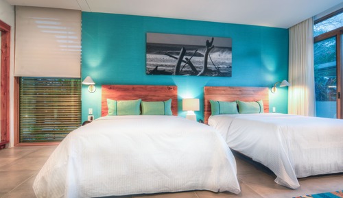PREMIUM 2 QUEEN BEDS