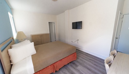 Habitación económica, 1 cama de matrimonio grande