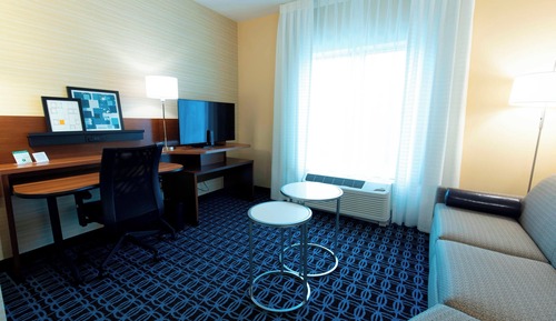 Suite, varias camas (Mobility/Hearing Accessible, Tub)