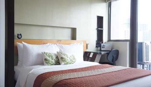 Executive Queen Room