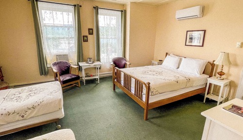 Habitación Confort, varias camas