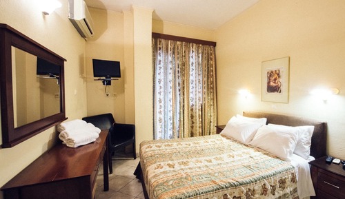 Habitación clásica con 1 cama doble o 2 individuales