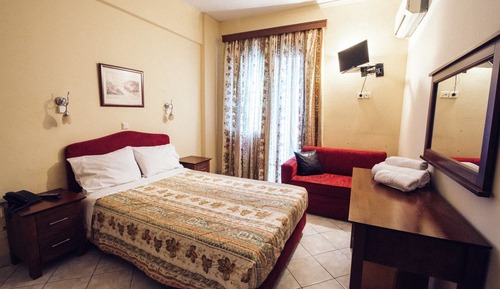 Habitación triple clásica