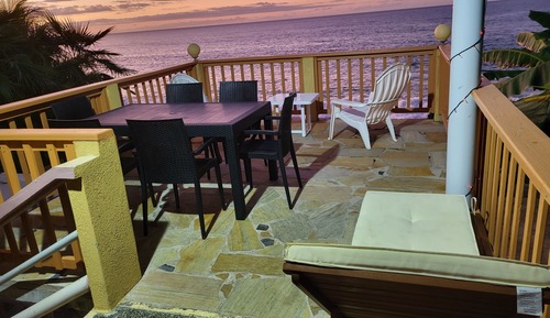 Apartamento panorámico, 2 habitaciones, balcón, vistas a la playa