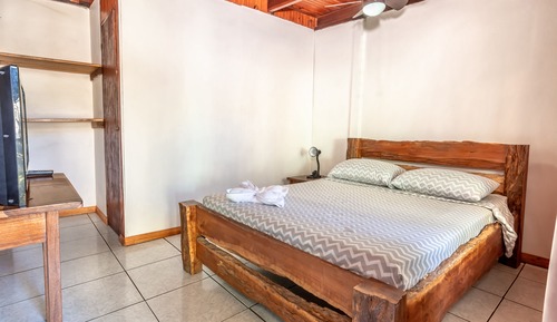 Habitación económica doble, 1 cama doble, acceso a la piscina, en la zona del jardín