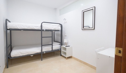 Habitación cuádruple económica