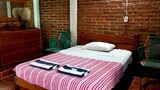 Single Bed, Women only, Shared Bathroom (Lupita)