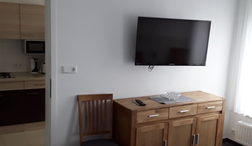 Family Condo, 1 Bedroom, Courtyard Area (#7)