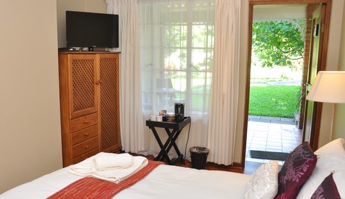 Habitación doble (Room 8)