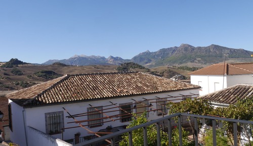 Habitación Deluxe con 1 cama doble o 2 individuales, balcón, vistas a la montaña