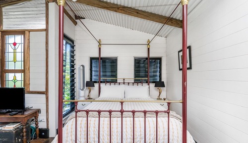 Cabaña romántica, 1 habitación, bañera, vistas al jardín