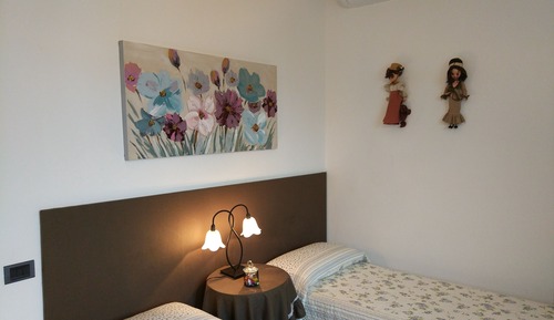 Habitación Confort con 1 cama doble o 2 individuales (Luna)