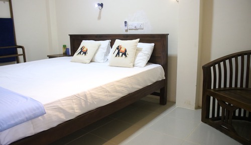 Habitación doble, balcón, vistas al jardín