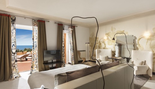 Suite estudio, mirando al mar (Faraglioni)