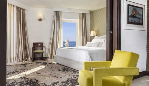 Suite, mirando al mar (Monacone)