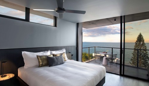 Habitación Deluxe, 1 cama de matrimonio grande, frente al mar