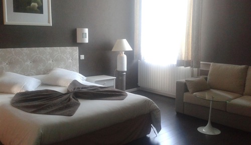Suite familiar