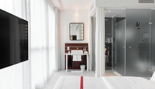 Lovely Room