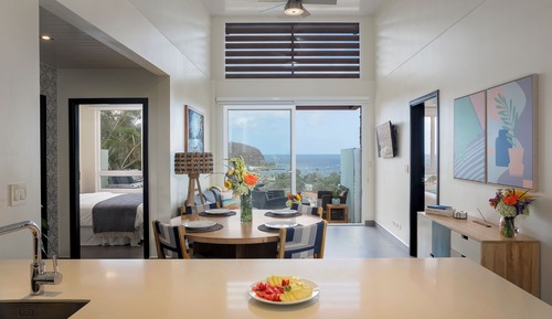 Apartamento exclusivo, 3 habitaciones, balcón, vistas al mar