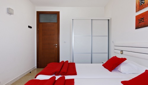 Goat. Sea View Apartment with Panoramic Balcony