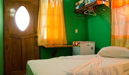 Habitación con 1 cama doble o 2 individuales