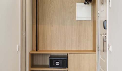 Habitación con 1 cama doble o 2 individuales, balcón, vistas al jardín