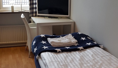 Habitación Confort doble (Hostel, Private WC, Shared shower)