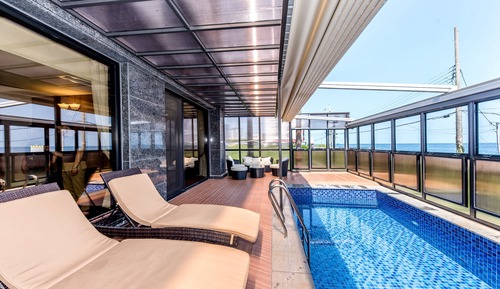 Oceano Ocean Pool Villa (Free use of Infinity Pool included)
