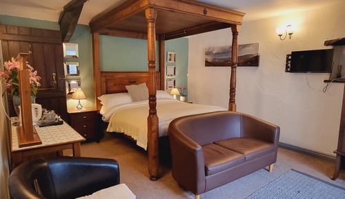 Habitación doble (Four Poster Bed, Room 3)