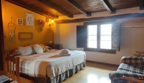 Habitación estándar con 1 cama doble o 2 individuales
