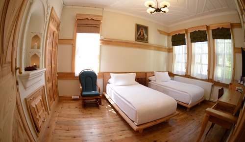 Habitación con 2 camas individuales