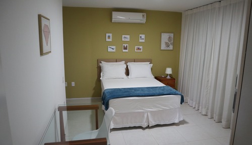 Suite com Varanda 01