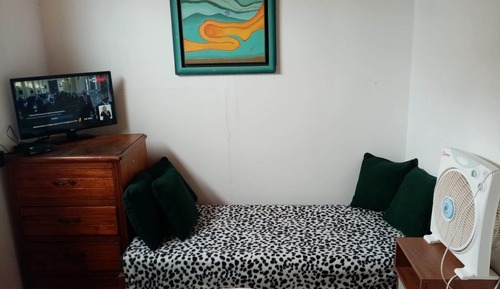 Apartamento, 2 habitaciones, frigorífico y microondas