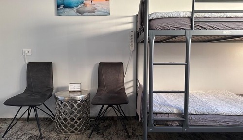 6 Beds Room Shared Bathroom
